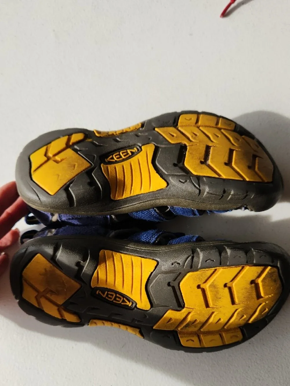 Kids Blue Closed-Toe KEEN Outdoor Sandals